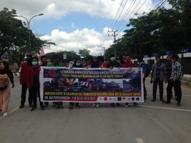 Aksi Peduli Sulteng oleh Lembaga-Lembaga Kemahasiswaan Unsultra (Foto: Uun Alfian)