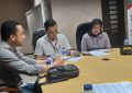 Kasubag Informasi Hukum Dirjen Minerba ESDM RI, Fachri Aryati saat Menerima Audiensi Masa Aksi dari Forsemesta Sultra (Foto: IST)