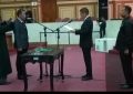 Ketua DPRD Sultra Abdul Rahman Saleh mengambil sumpah jabatan PAW Joni Syamsuddin