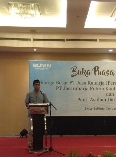 Kepala Cabang PT Jasa Raharja (Persero) Sultra) Regy S. Wijaya