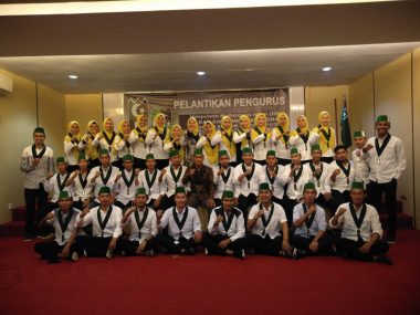 Pengurus HMI Bersama Pengurus Kohati Cabang Kendari Periode 2019 - 2020 (Foto: IST)